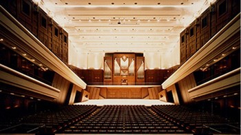 large hall of Sumida Triphony.jpg